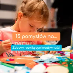 Dziewczynka z zapałem tworzy coś na stole, otoczona materiałami do rękodzieła. To świetne zajęcia kreatywne pomysły dla dzieci!