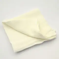 Pieluchy tetrowe czy muślinowe? Wybierz idealne dla dziecka!