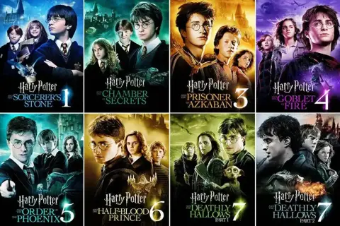 Plakaty filmów Harry Potter części po kolei: Kamień Filozoficzny, Komnata Tajemnic, Więzień Azkabanu, Czara Ognia, Zakon Feniksa, Książę Półkrwi, Insygnia Śmierci cz. 1 i 2.