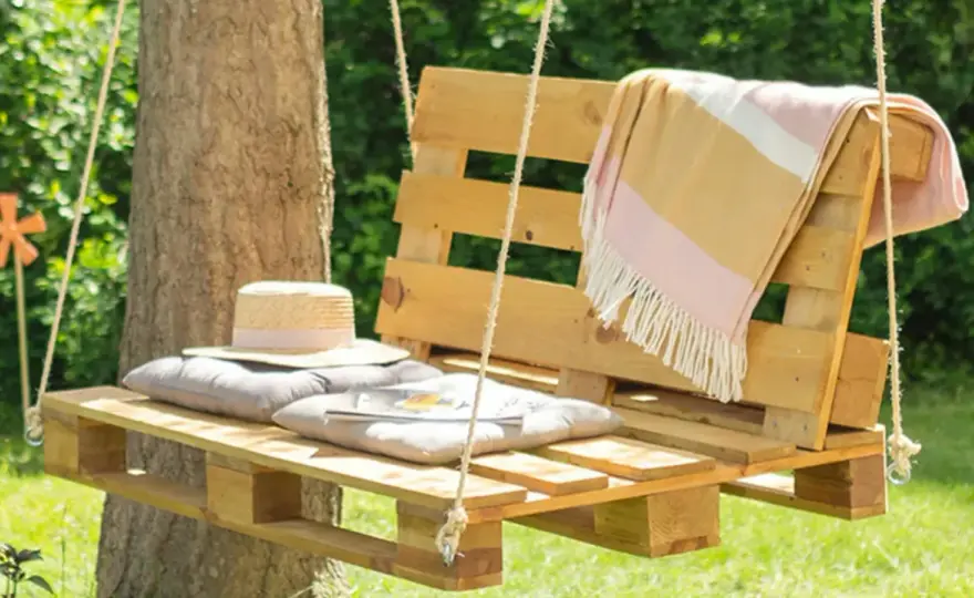 Daszek nad huśtawką DIY: Zbuduj go sam krok po kroku!
